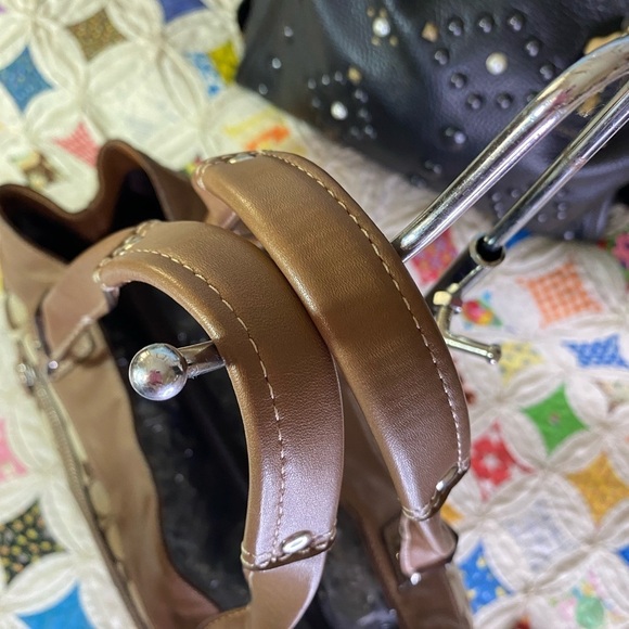 Coach Penelope - Picture 5 of 14